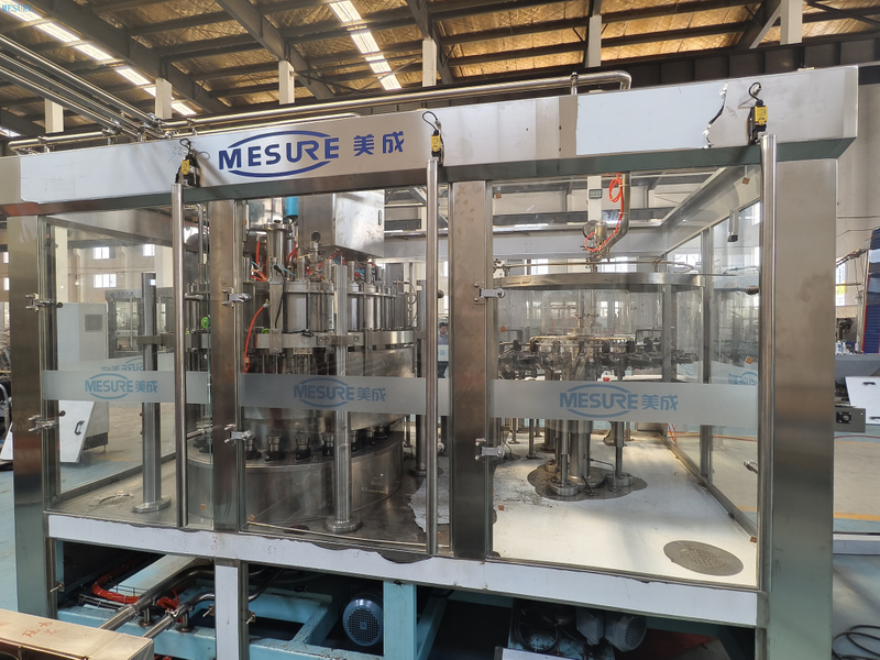 Bouteille de verre liquide à eau liquide machine / ligne de production d'eau