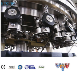 Machines de remplissage de la boîte gazeuse pour la bière / liquides | Lignes de production efficaces sur mesure avec scellement pour les petites entreprises