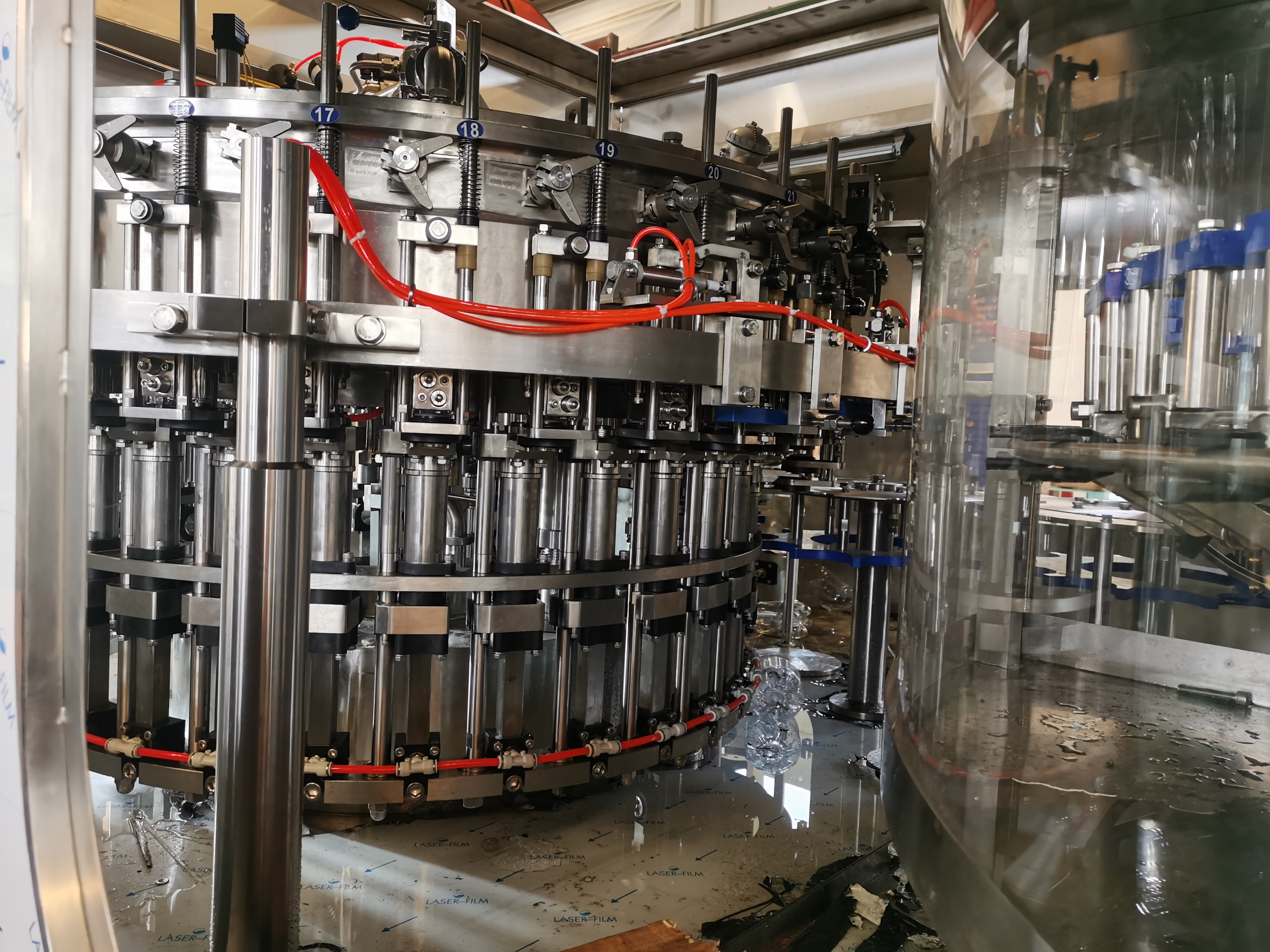 Machine de remplissage de bière frais de bière de bière fraîche de 3000 mb. 1,5 L 