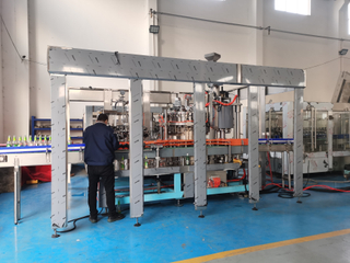 Berceau de bière artisanale en bouteille en verre 