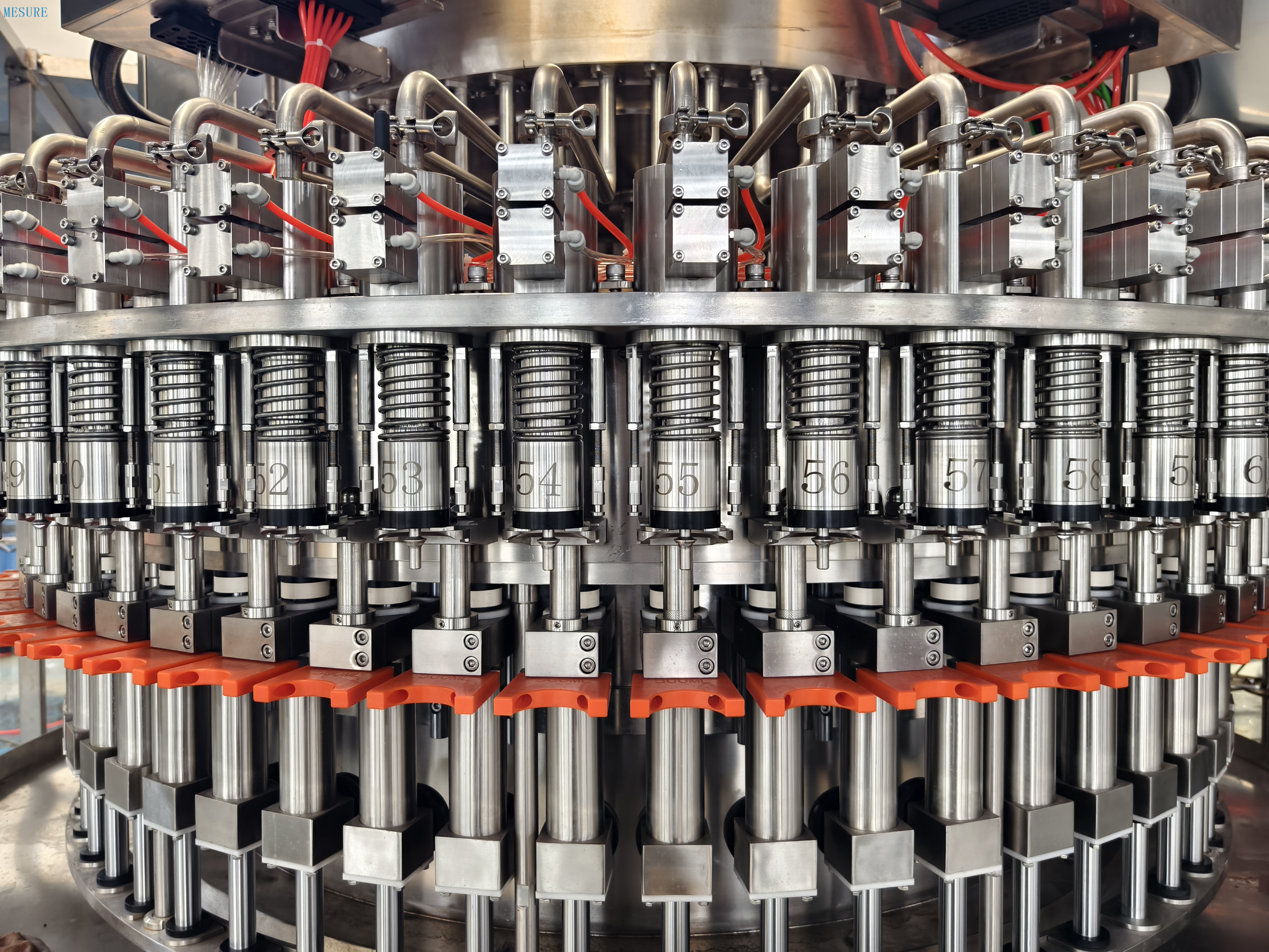 Machine combinée combinée pour les bouteilles pour animaux de compagnie | Ligne de boisson gazeuse personnalisée, 15000 mb.